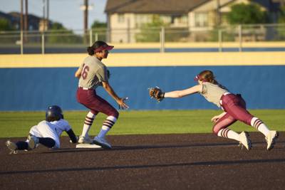 2026-03-26 Heritage vs Emerson Softball-058.jpg