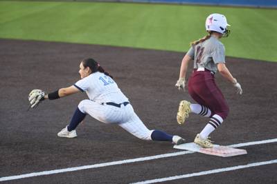 2026-03-26 Heritage vs Emerson Softball-077.jpg