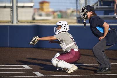 2026-03-26 Heritage vs Emerson Softball-022.jpg