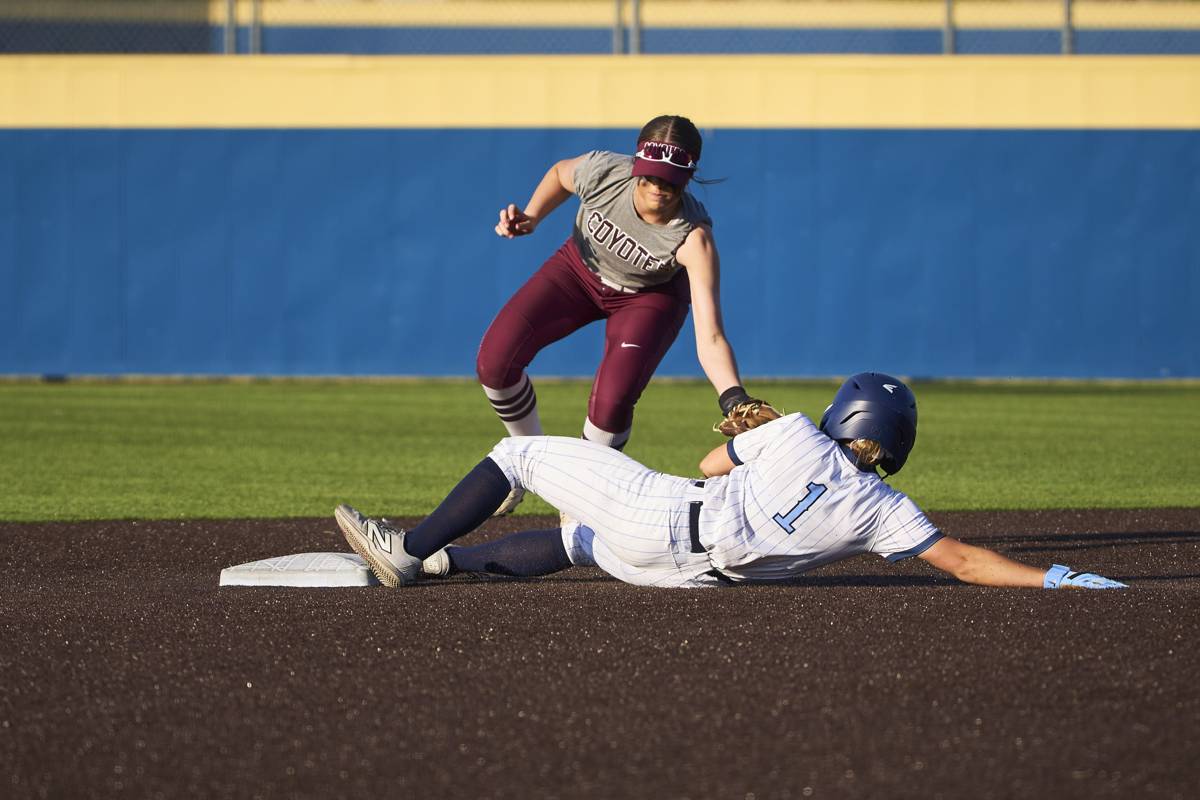 2026-03-26 Heritage vs Emerson Softball-020.jpg