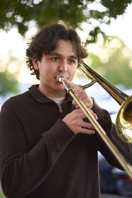 2025-11-02 Bren H Senior First Pass-098.jpg