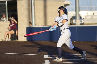 2026-03-26 Heritage vs Emerson Softball-045.jpg