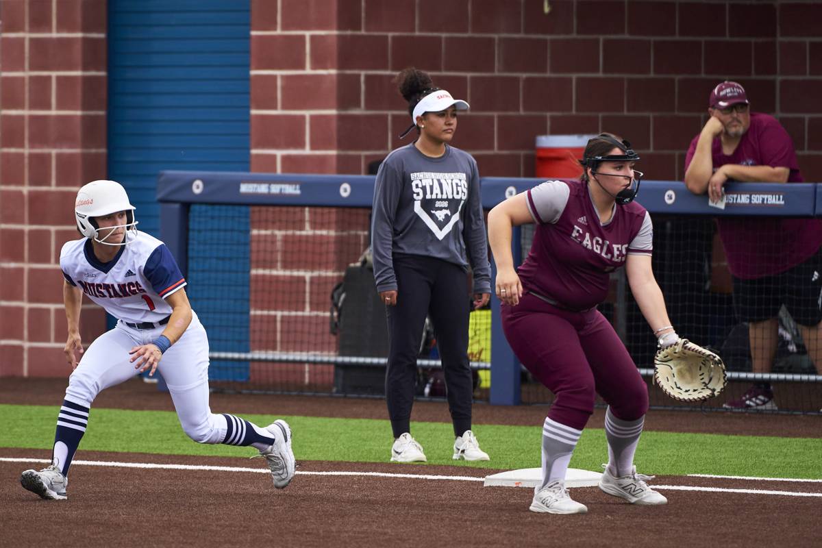 2026-04-17 Rowlett vs Sachse Softball-021.jpg