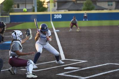 2026-03-26 Heritage vs Emerson Softball-074.jpg