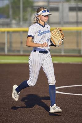 2026-03-26 Heritage vs Emerson Softball-010.jpg