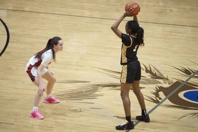 2026-02-27 Wakeland vs Memorial Girls Playoff Basketball-069.jpg