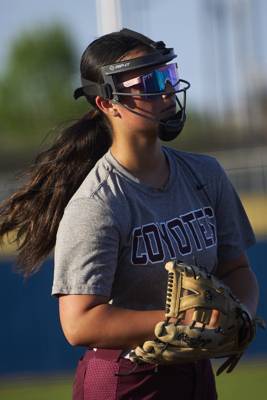 2026-03-26 Heritage vs Emerson Softball-013.jpg
