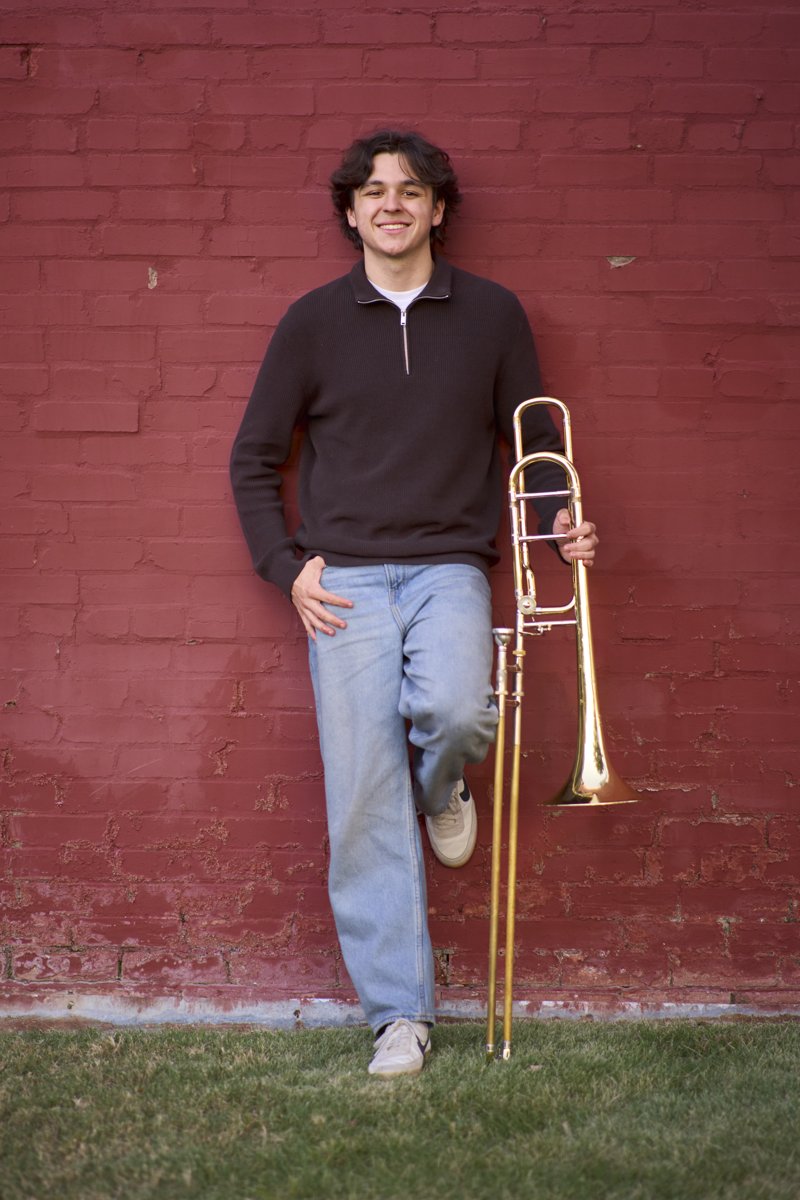 2025-11-02 Bren H Senior First Pass-093.jpg