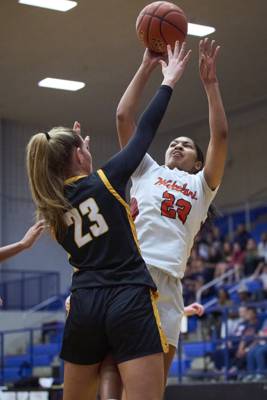 2026-02-27 Wakeland vs Memorial Girls Playoff Basketball-039.jpg