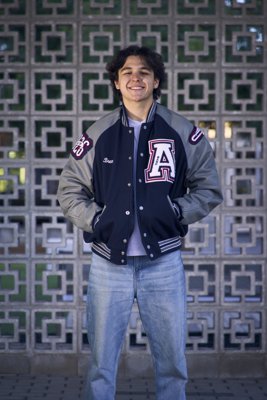 2025-11-02 Bren H Senior First Pass-078.jpg