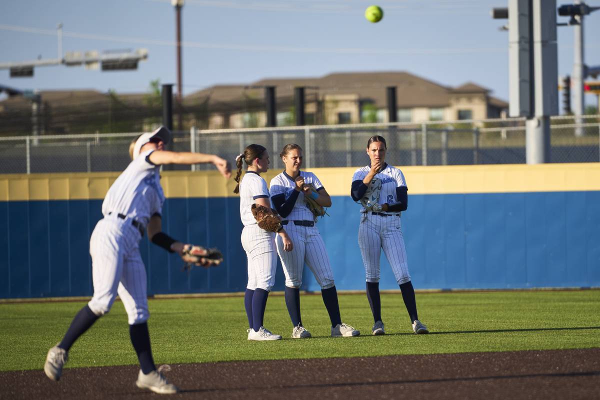 2026-03-26 Heritage vs Emerson Softball-025.jpg