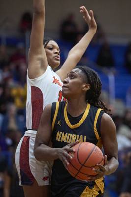 2026-02-27 Wakeland vs Memorial Girls Playoff Basketball-053.jpg