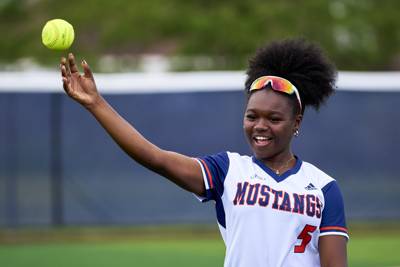 2026-04-17 Rowlett vs Sachse Softball-007.jpg