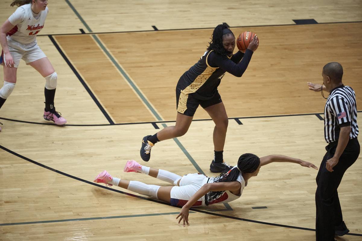 2026-02-27 Wakeland vs Memorial Girls Playoff Basketball-067.jpg