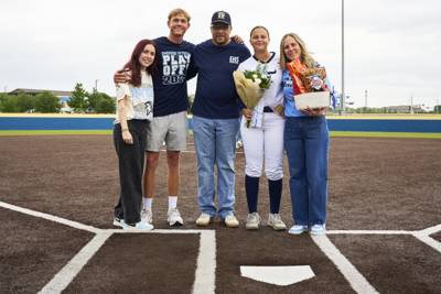 2026-04-14 Emerson Senior Night-021.jpg