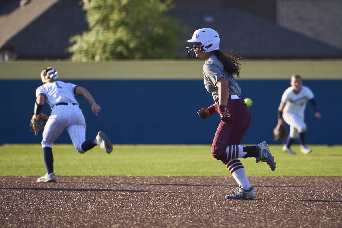 2026-03-26 Heritage vs Emerson Softball-007.jpg