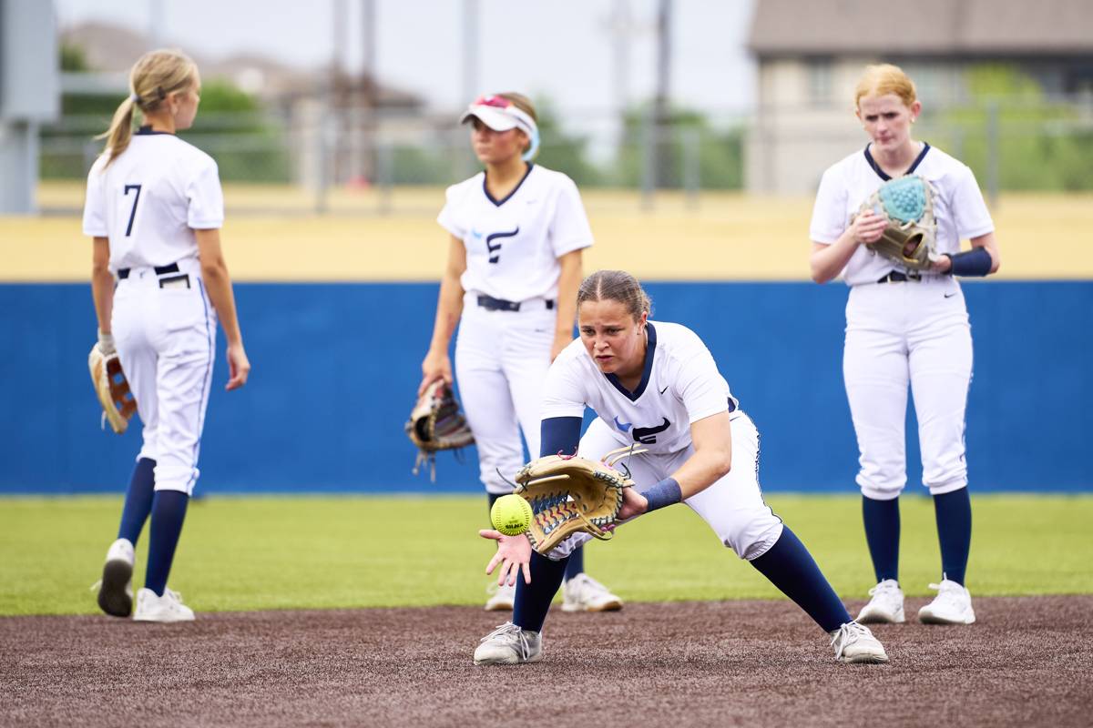 2026-04-14 Emerson Senior Night-009.jpg