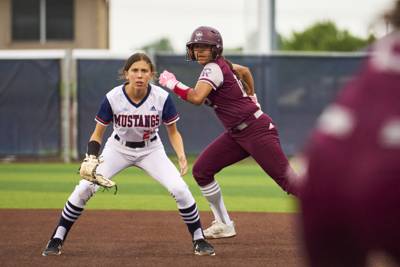 2026-04-17 Rowlett vs Sachse Softball-038.jpg