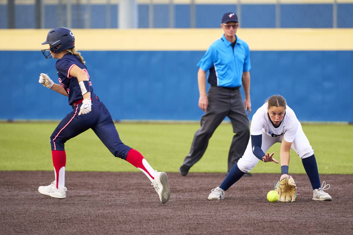 2026-04-14 Emerson Senior Night-139.jpg