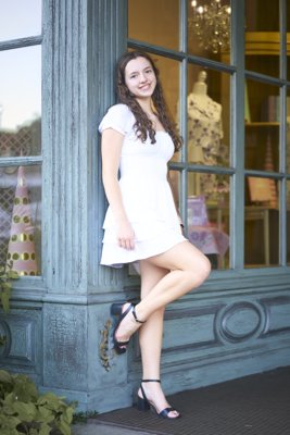 2025-10-05 Sarah L Senior-104.jpg