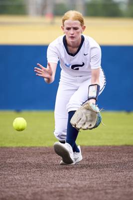 2026-04-14 Emerson Senior Night-004.jpg