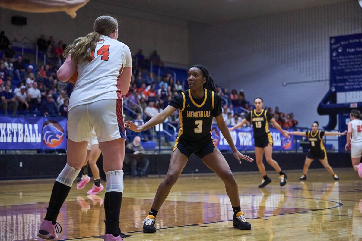 2026-02-27 Wakeland vs Memorial Girls Playoff Basketball-018.jpg