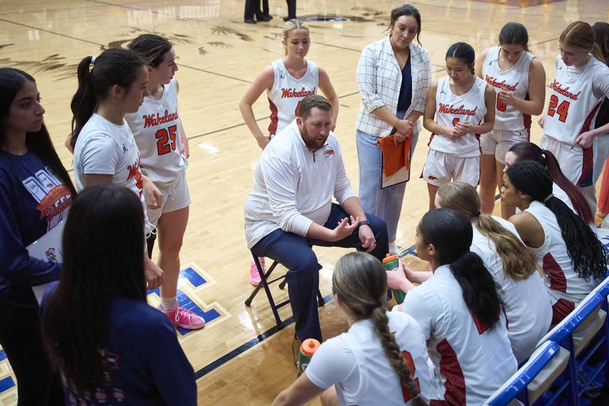 2026-02-27 Wakeland vs Memorial Girls Playoff Basketball-022.jpg