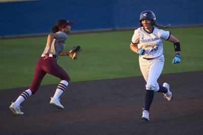 2026-03-26 Heritage vs Emerson Softball-072.jpg