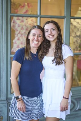 2025-10-05 Sarah L Senior-102.jpg