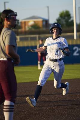 2026-03-26 Heritage vs Emerson Softball-056.jpg